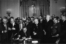 The Civil Rights Movement: Grades 6-8 The Civil Rights Movement: Grades 6-8